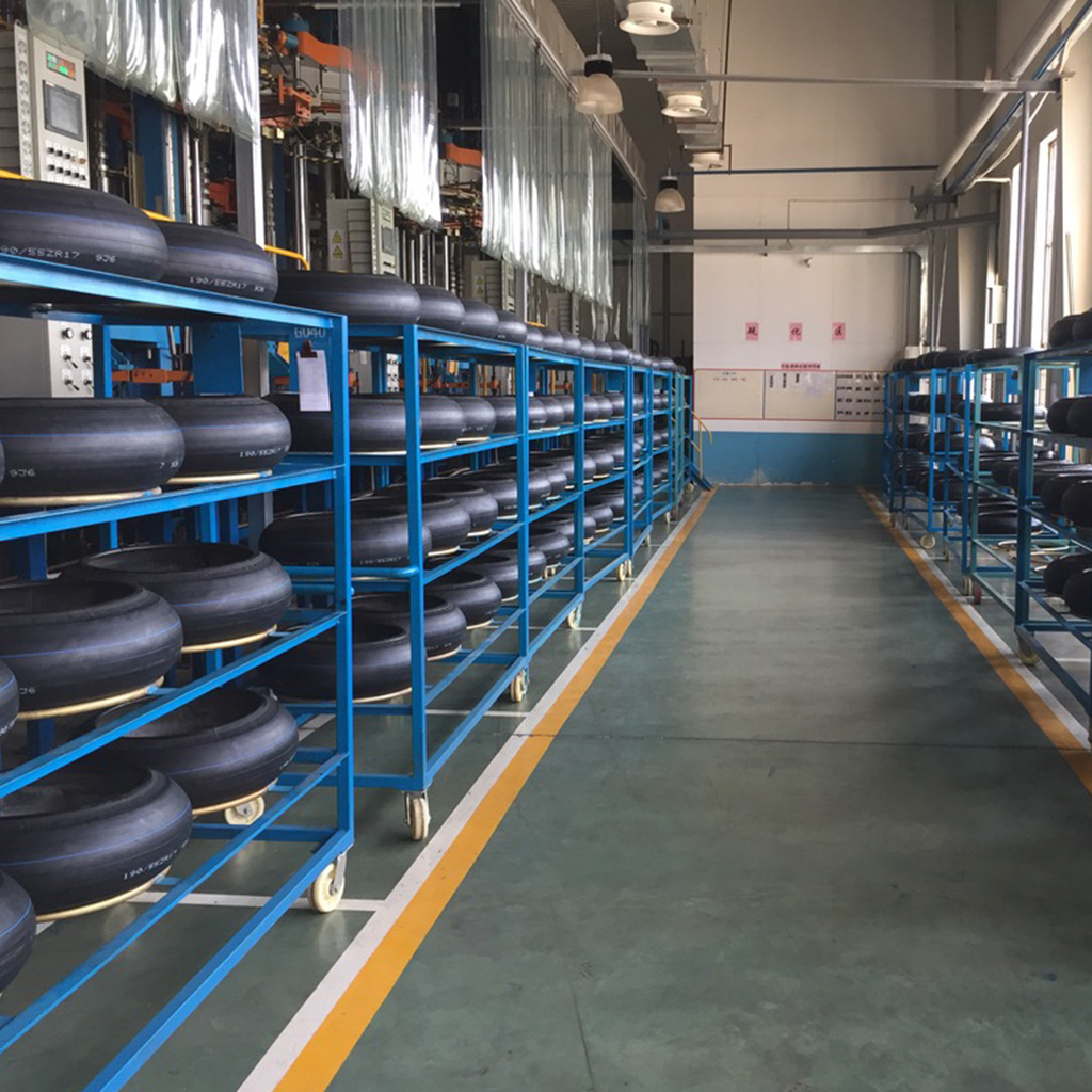 From Raw Rubber to X-Ray Inspection: The Full Quality Control Process Behind Motobike Más Tires